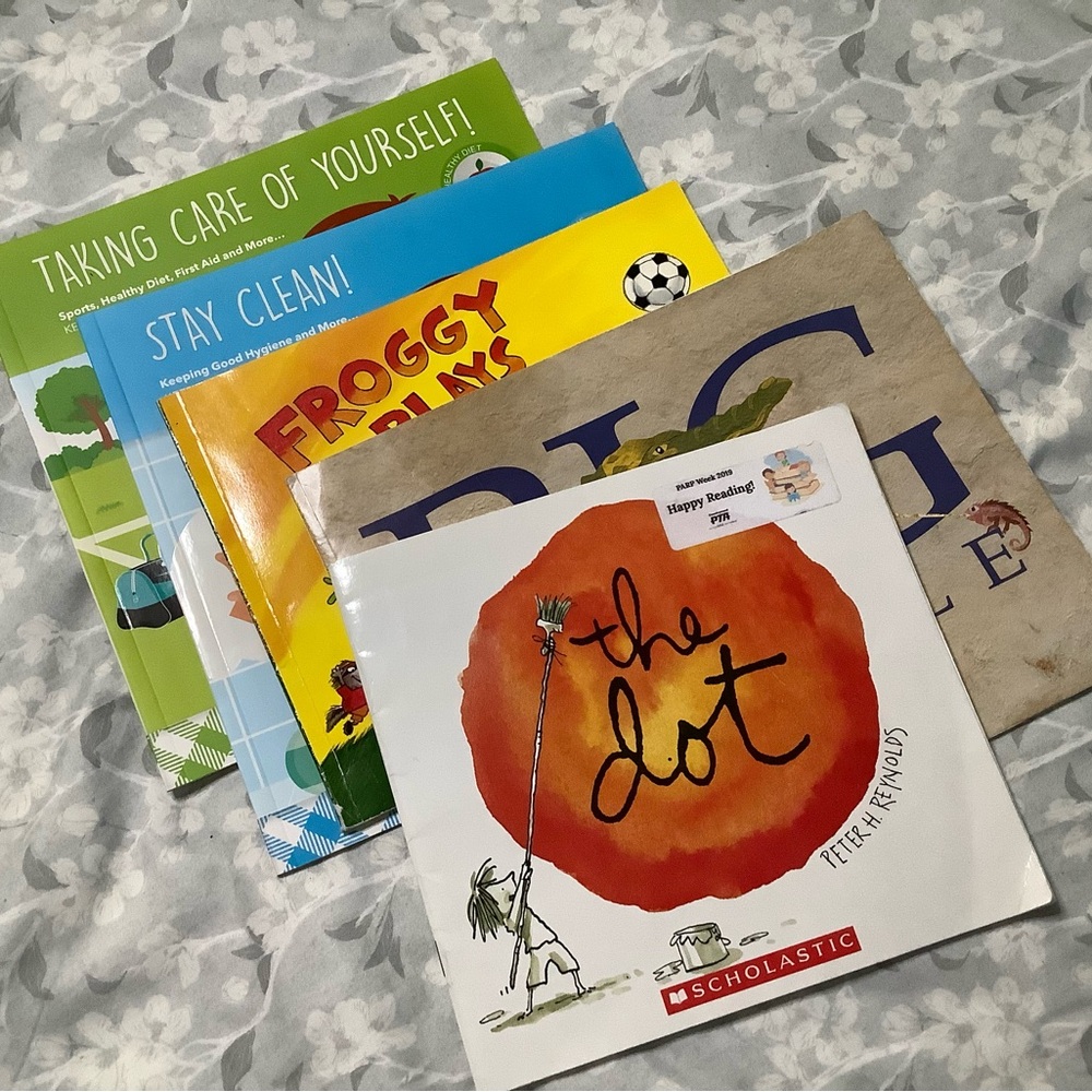Scholastic The Dot - Orange & White Illustrated Cover